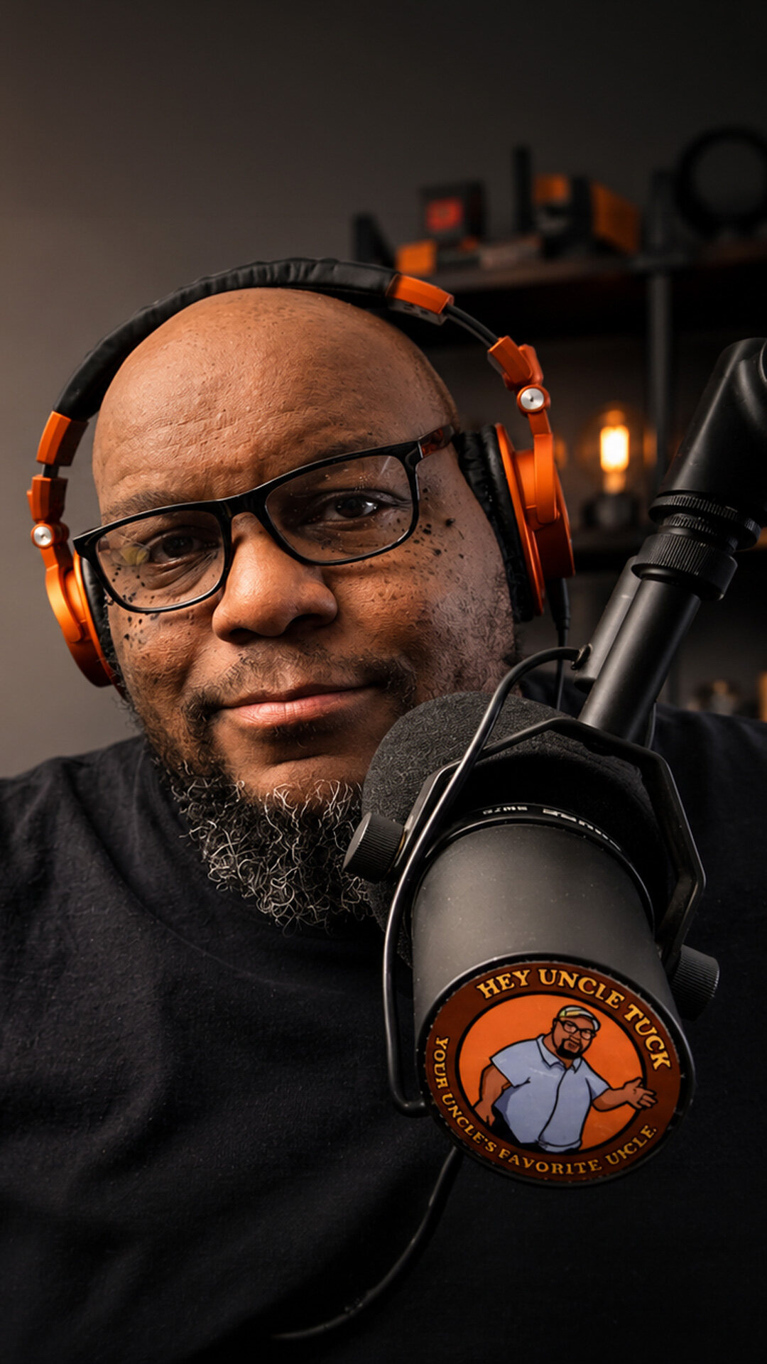 Lindsey Tucker Epps recording the Hey Uncle Tuck podcast